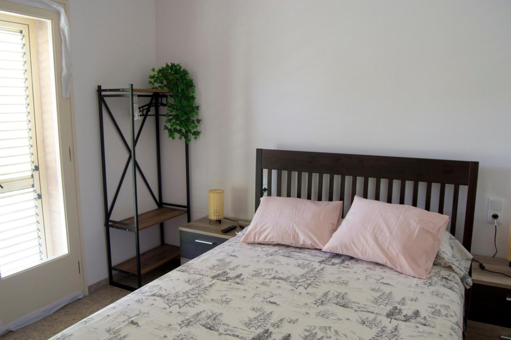 Habitacio V Cal Kim Apartment Martorell Bagian luar foto
